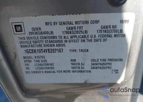 2000 Chevrolet Silverado 1500 Ls z USA, uszkodzony, nr VIN 1GCEK19T4YE207167